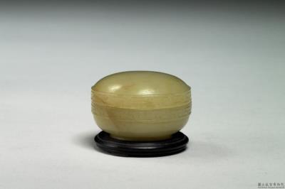 图片[2]-Jade round box, Yuan dynasty (1271-1368)-China Archive